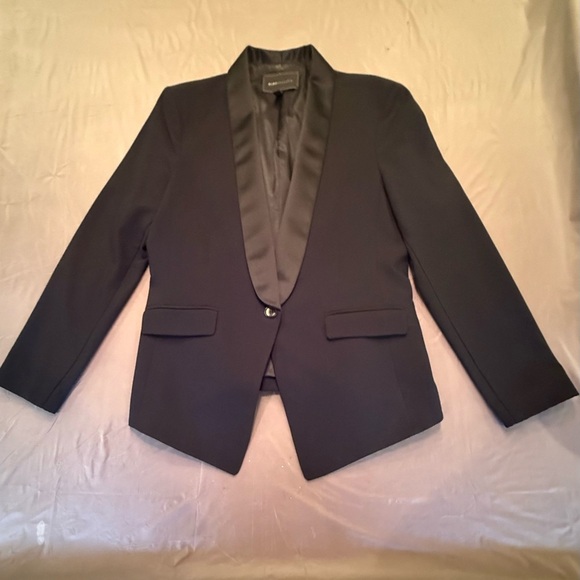 BCBG Max Azria Black One Button Blazer with Satin Lapel Size Large MSRP $278 - Picture 2 of 8